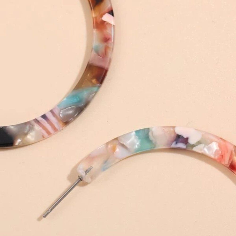 7/$35 Multi Color Acrylic C Hoop Earrings Resin Statement Earrings - Picture 4 of 5